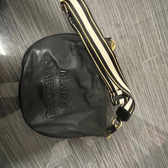 Marc Jacobs Women's Flash Hobo - Picture 4 of 7
